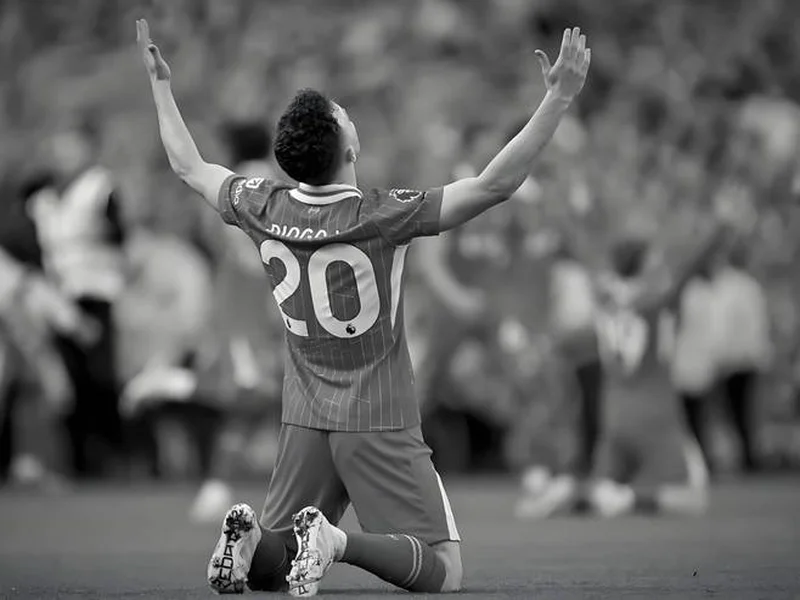 狼队主帅谈若塔致敬仪式:令人动容的时刻,利物浦极具风范